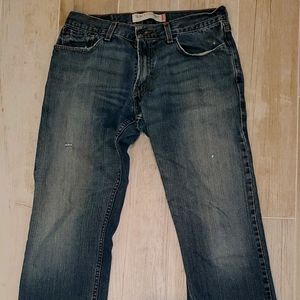 Genuine Levi's 514 Slim Straight Jeans